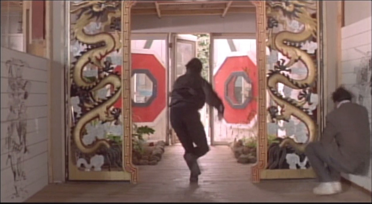 龙在天涯剧照的剧照