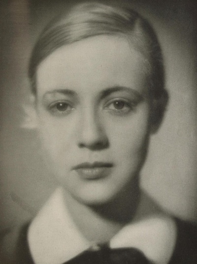 穿制服的女孩剧照的剧照