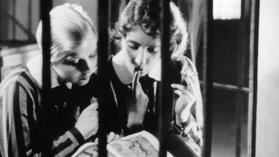 穿制服的女孩剧照的剧照