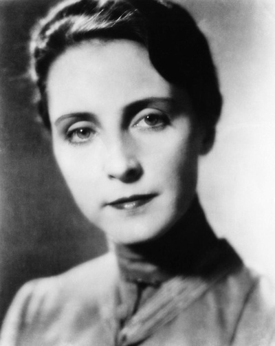 穿制服的女孩剧照的剧照