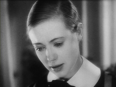 穿制服的女孩剧照的剧照