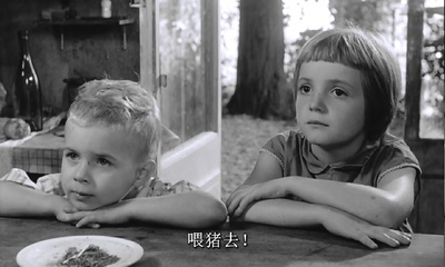 老人与小孩剧照的剧照