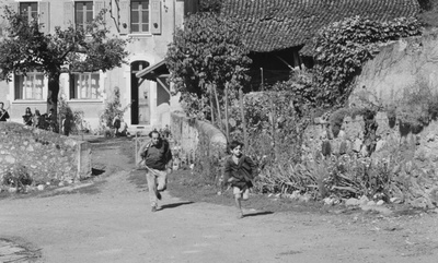 老人与小孩剧照的剧照