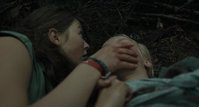 于特岛7月22日剧照的剧照