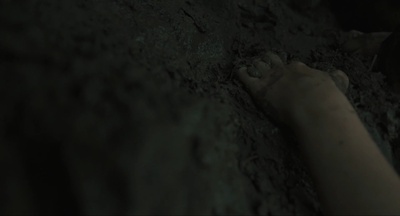 于特岛7月22日剧照的剧照