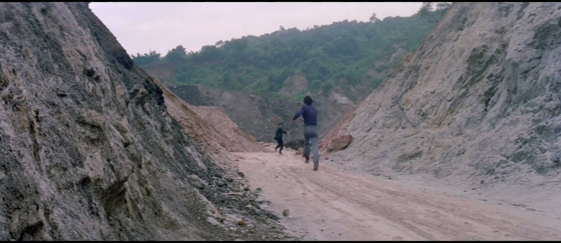 虎追魂剧照的剧照