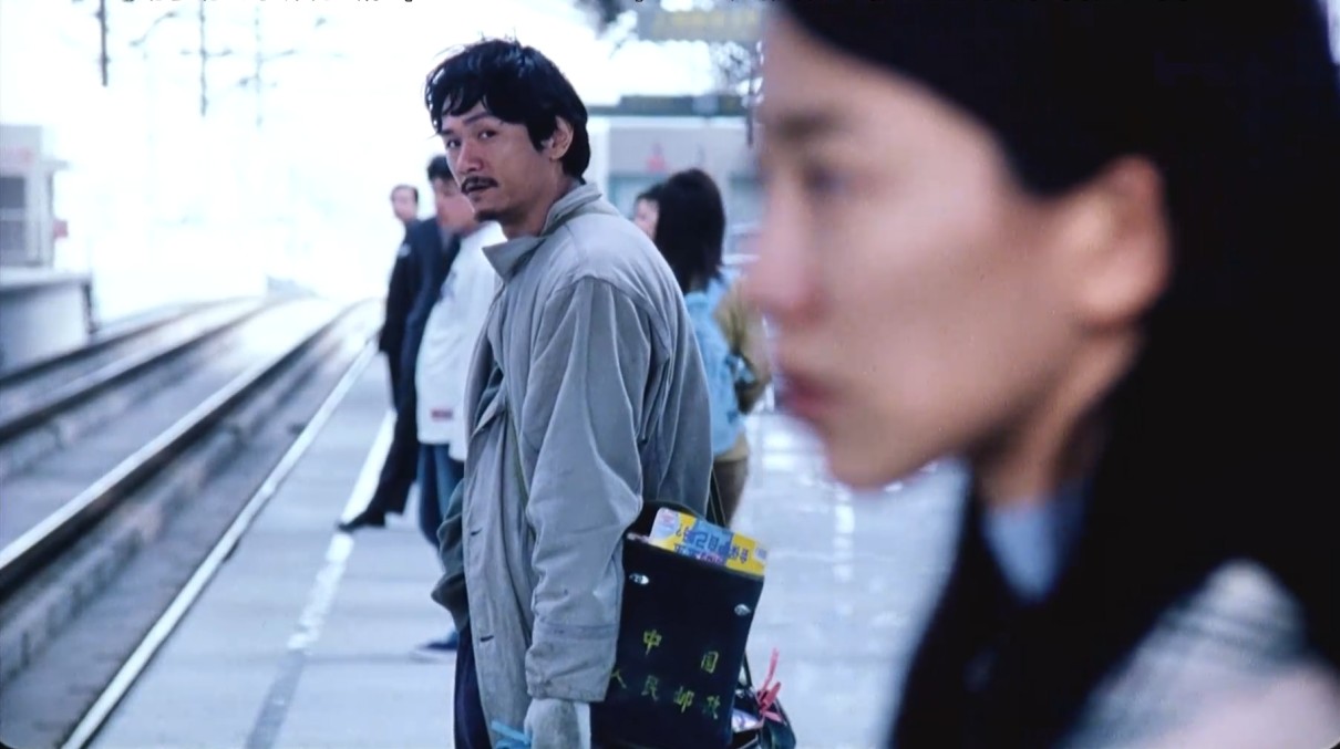 卡车上掉下的小提琴剧照的剧照