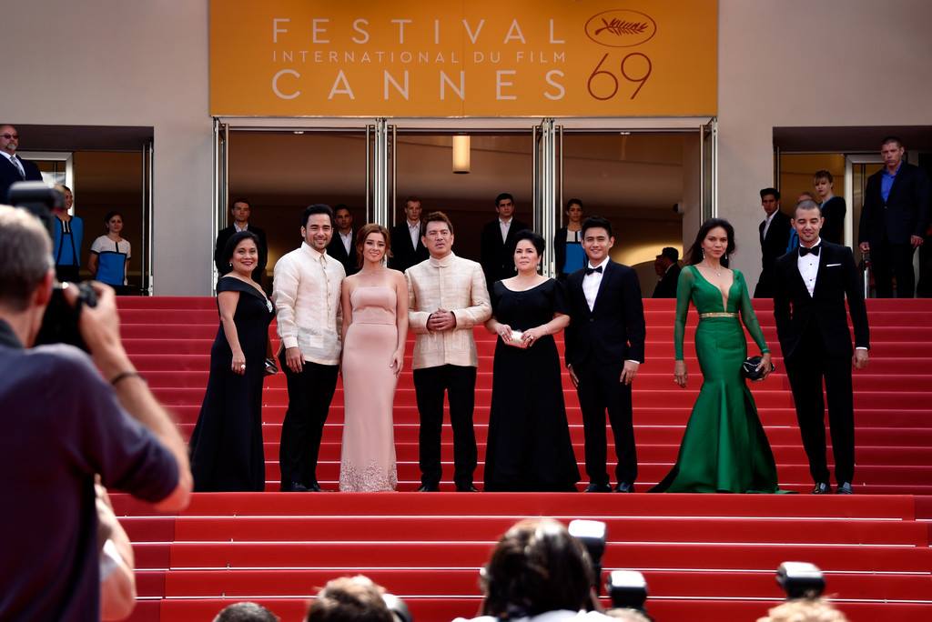 罗莎妈妈剧照的剧照