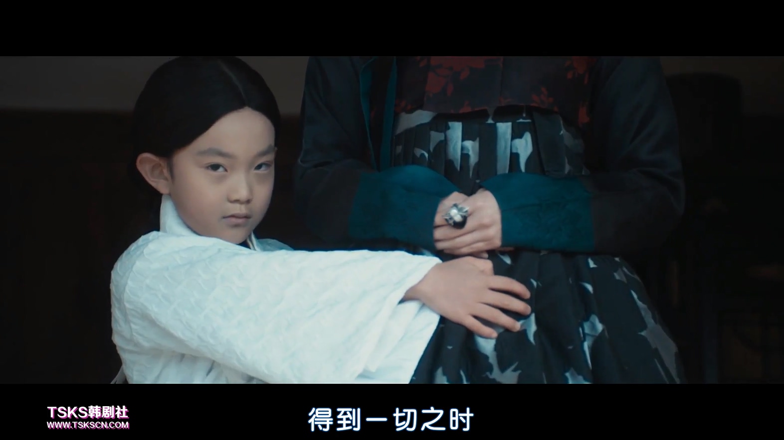 女哭声剧照的剧照