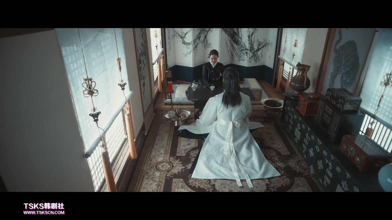 女哭声剧照的剧照