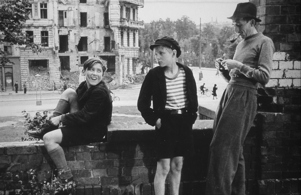 德意志零年剧照的剧照