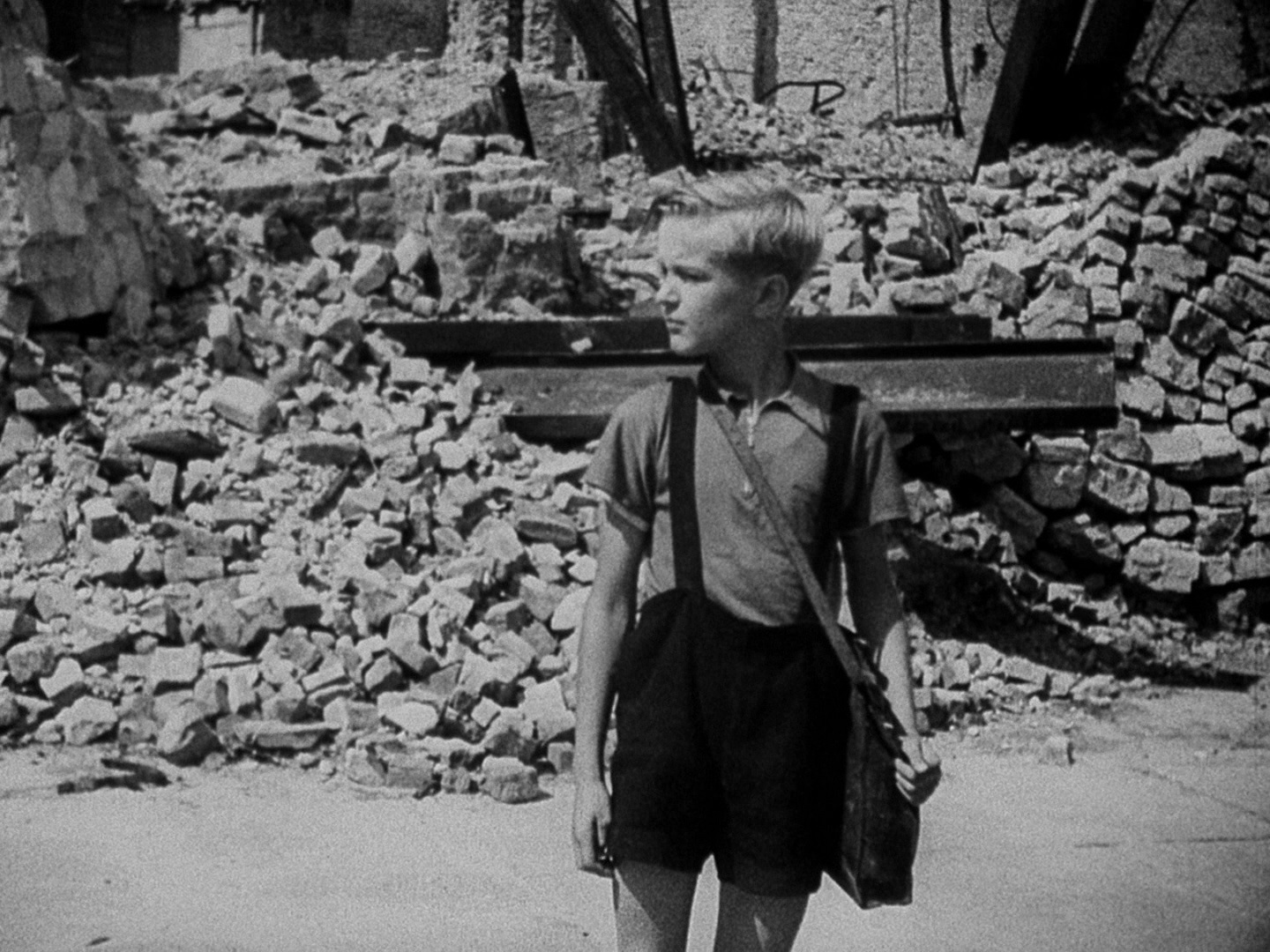 德意志零年剧照的剧照