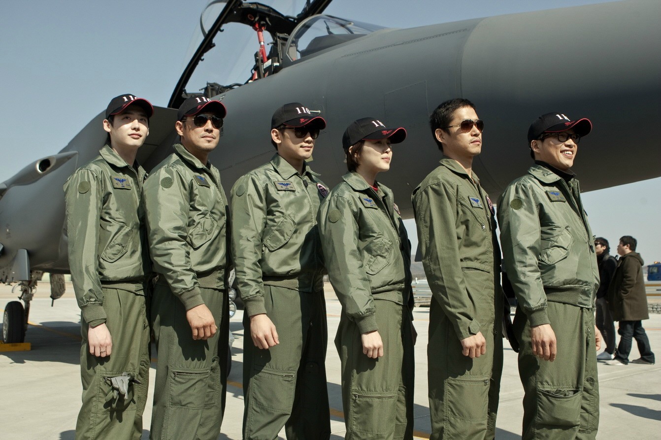 R2B：回到基地剧照的剧照