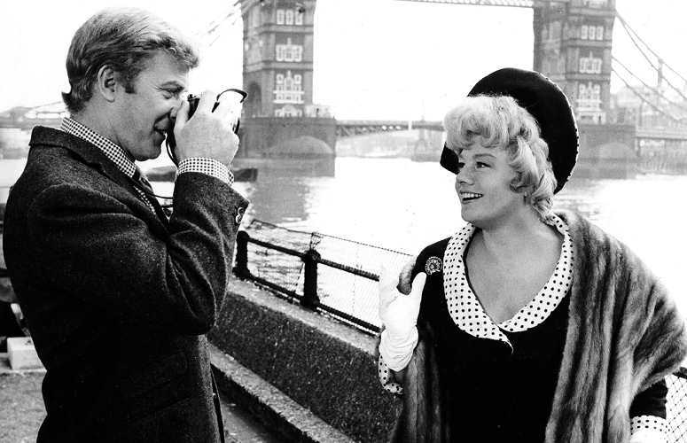 阿尔菲剧照的剧照