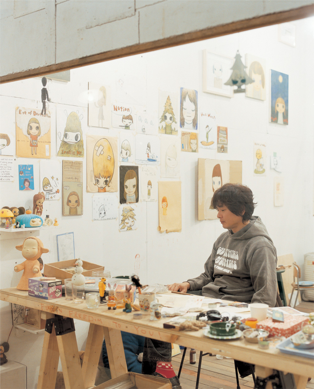 奈良美智和他的旅行记录剧照的剧照