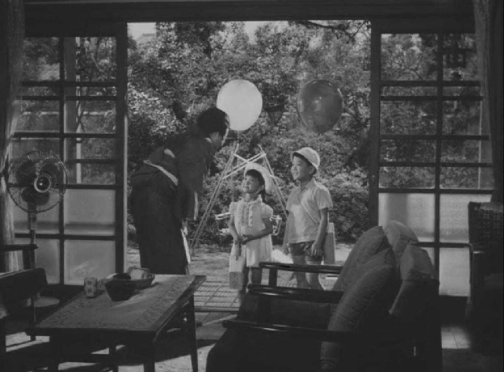 女人中的陌生人剧照的剧照