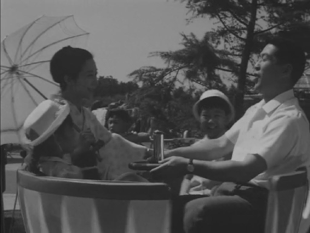 女人中的陌生人剧照的剧照