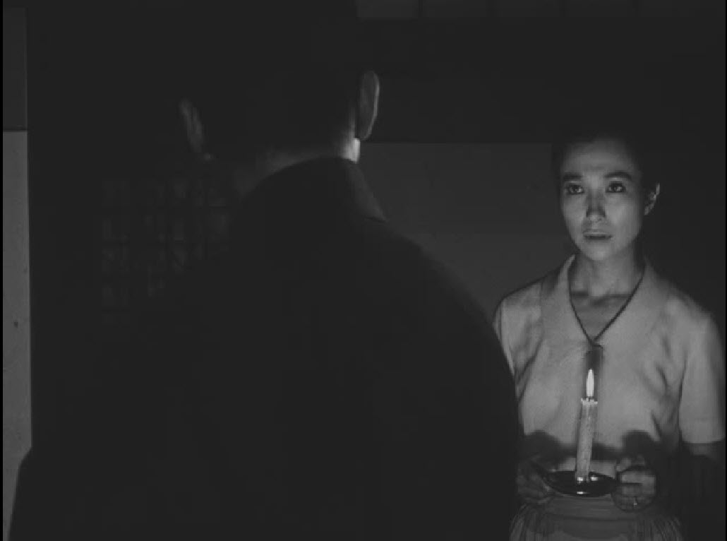 女人中的陌生人剧照的剧照