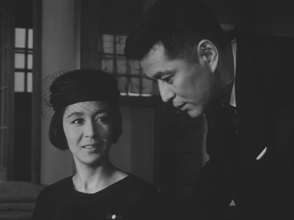 女人中的陌生人剧照的剧照