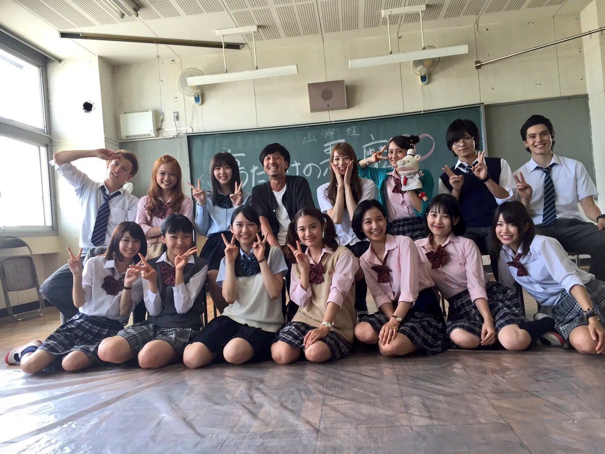 伤痕累累的恶魔剧照的剧照