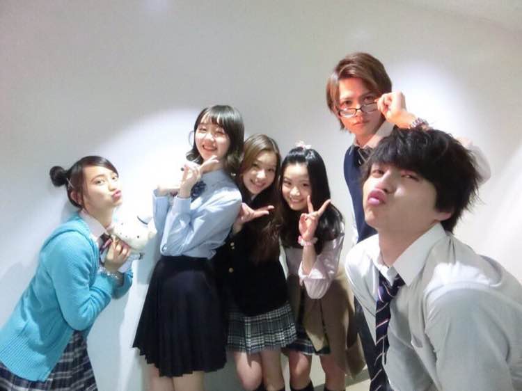 伤痕累累的恶魔剧照的剧照