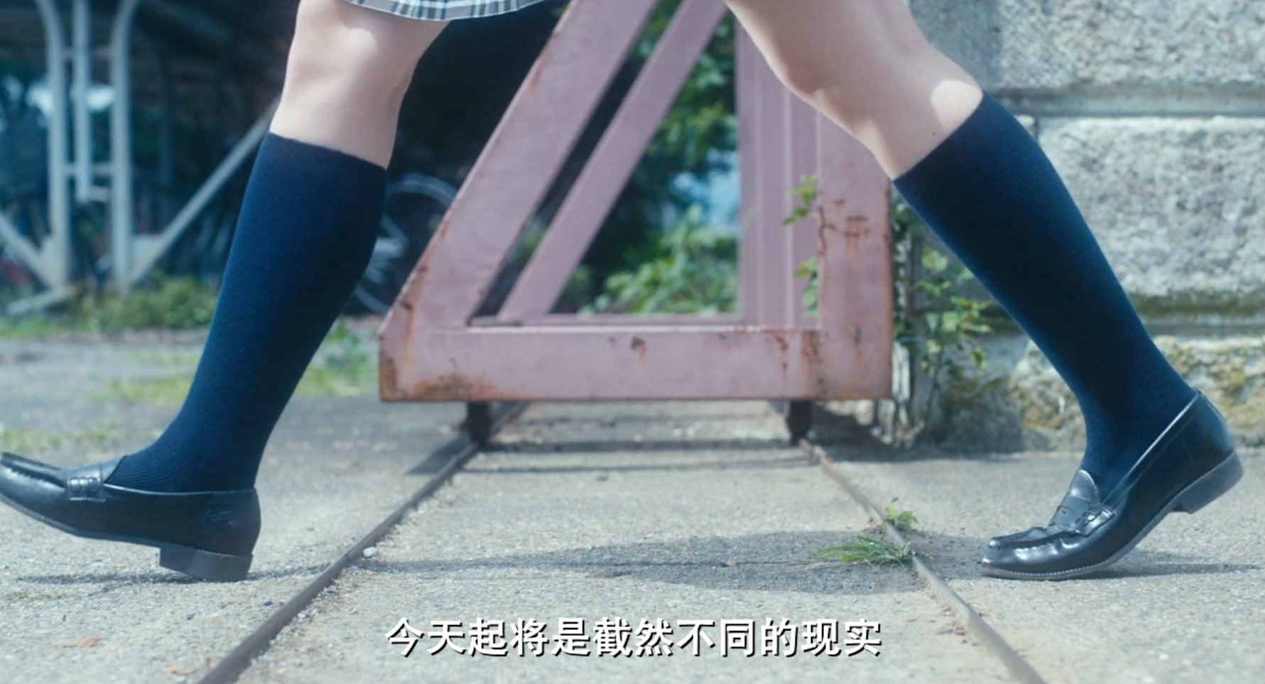 伤痕累累的恶魔剧照的剧照