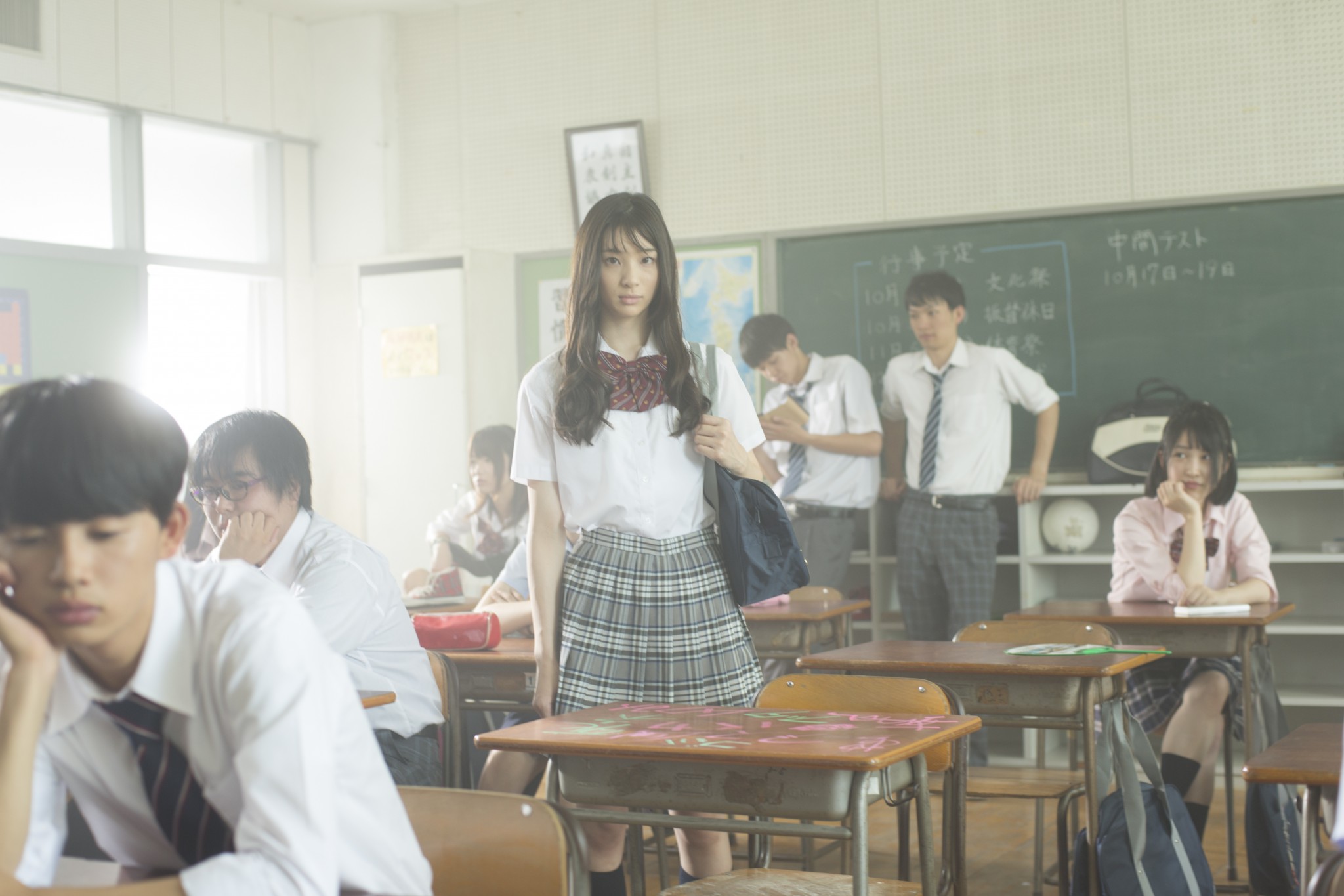 伤痕累累的恶魔剧照的剧照