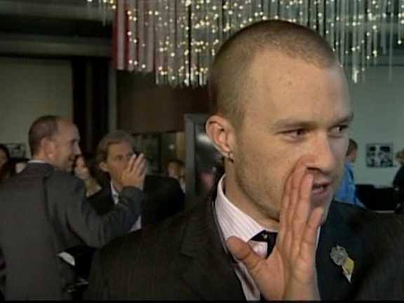 致希斯·莱杰剧照的剧照