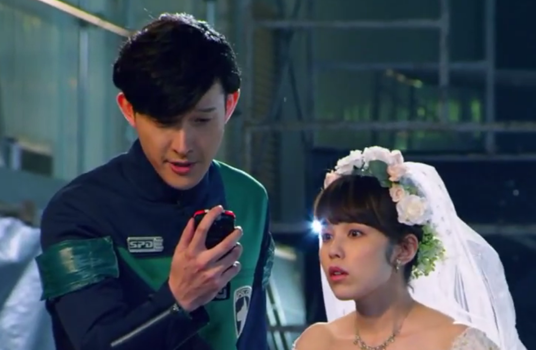 宇宙刑事卡邦 VS 特搜战队刑事连者剧照的剧照