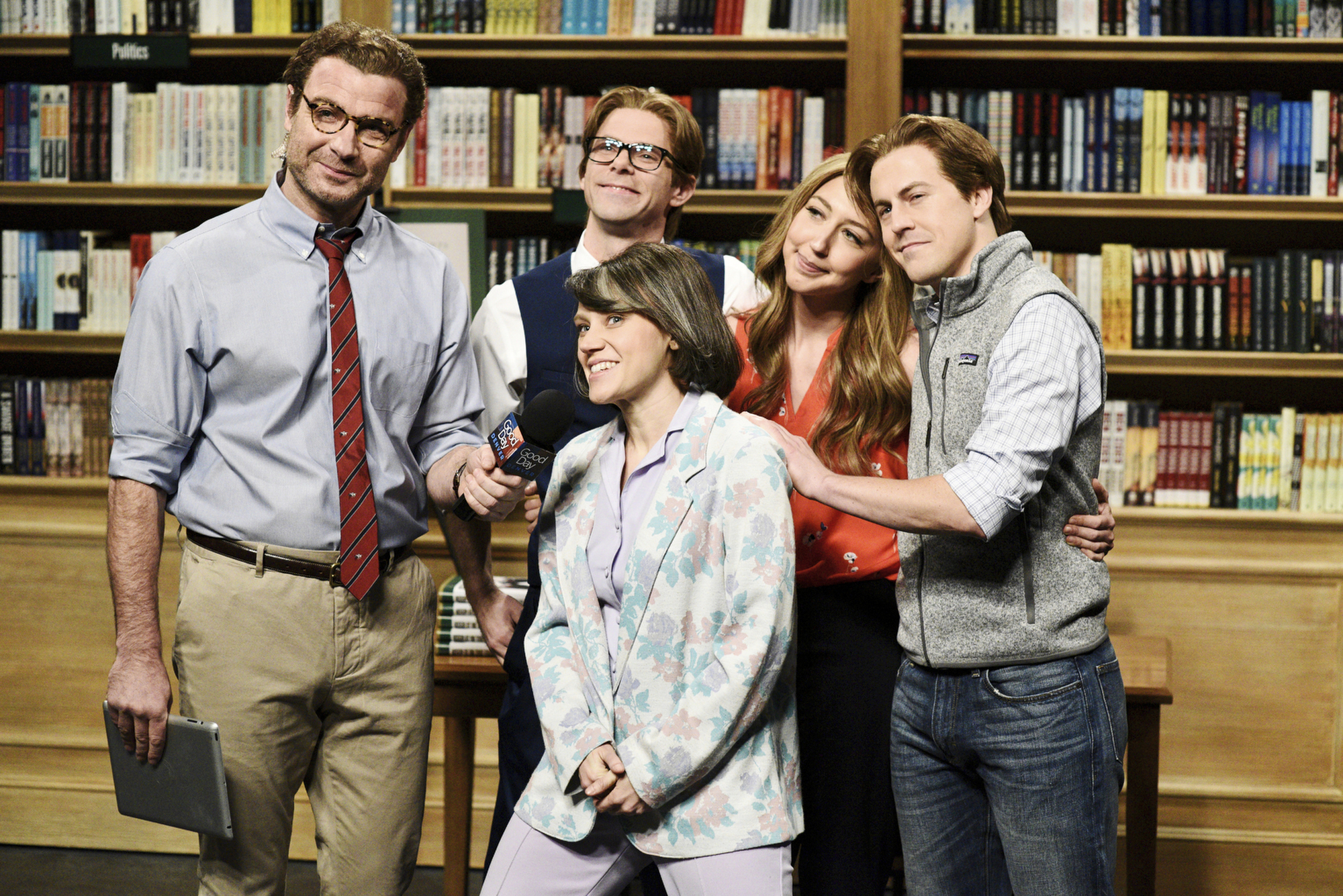 周六夜现场：列维·施瑞博尔/里尔·韦恩剧照的剧照