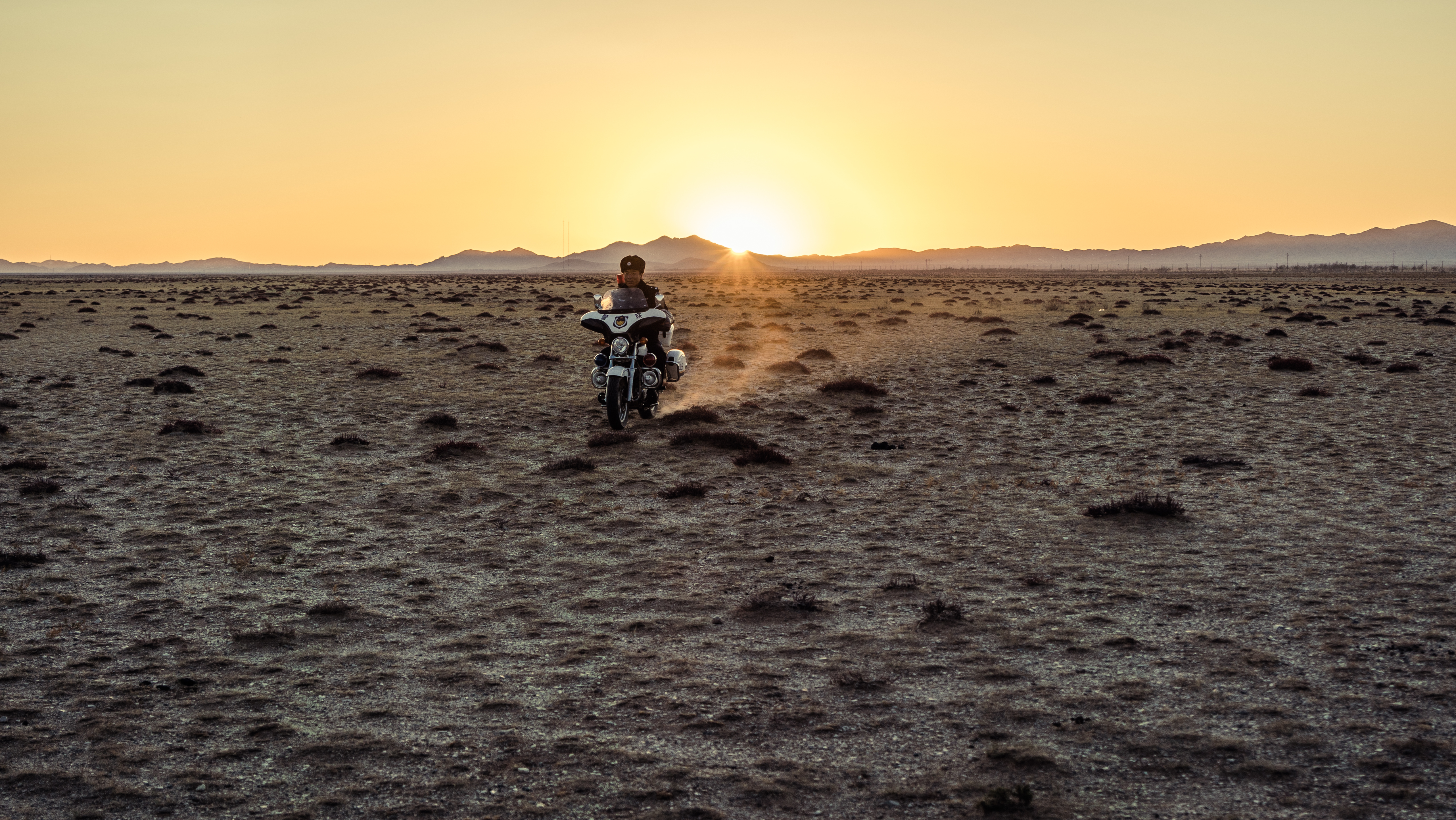 片警宝音剧照的剧照