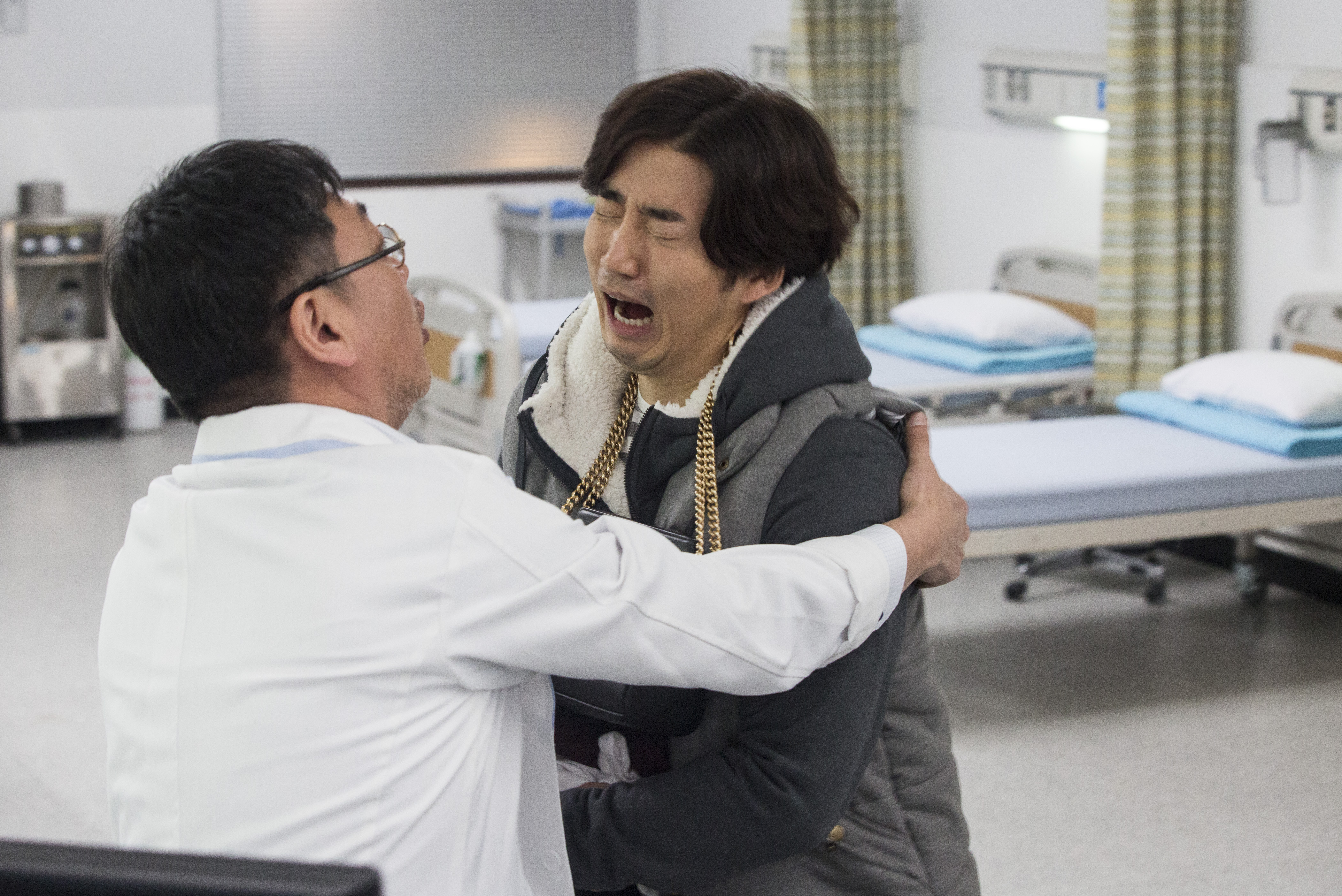 戏剧性的一夜剧照的剧照