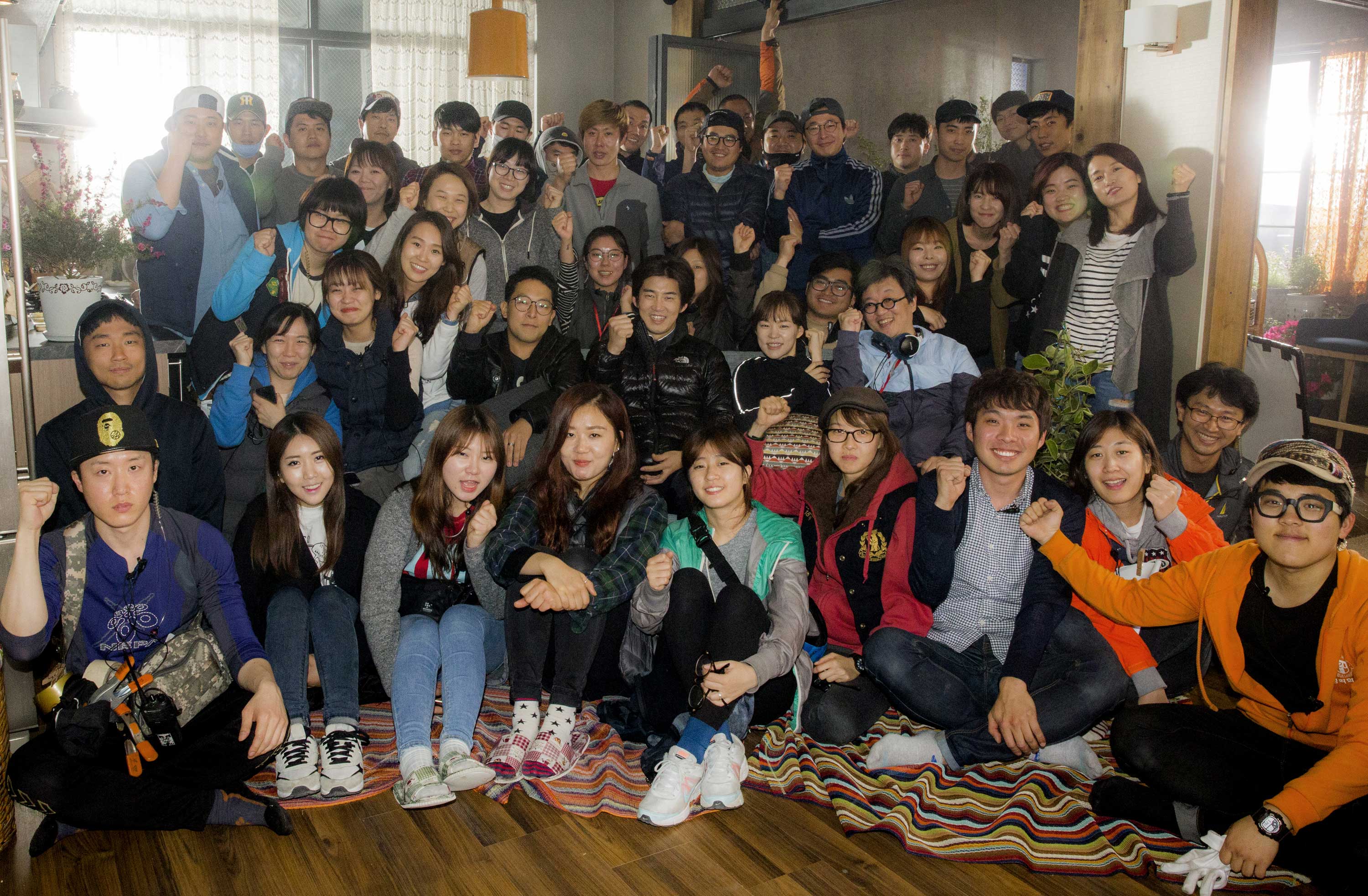 戏剧性的一夜剧照的剧照