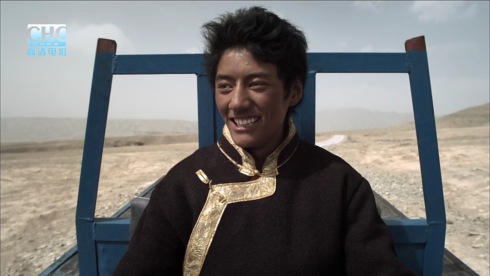 太阳总在左边剧照的剧照