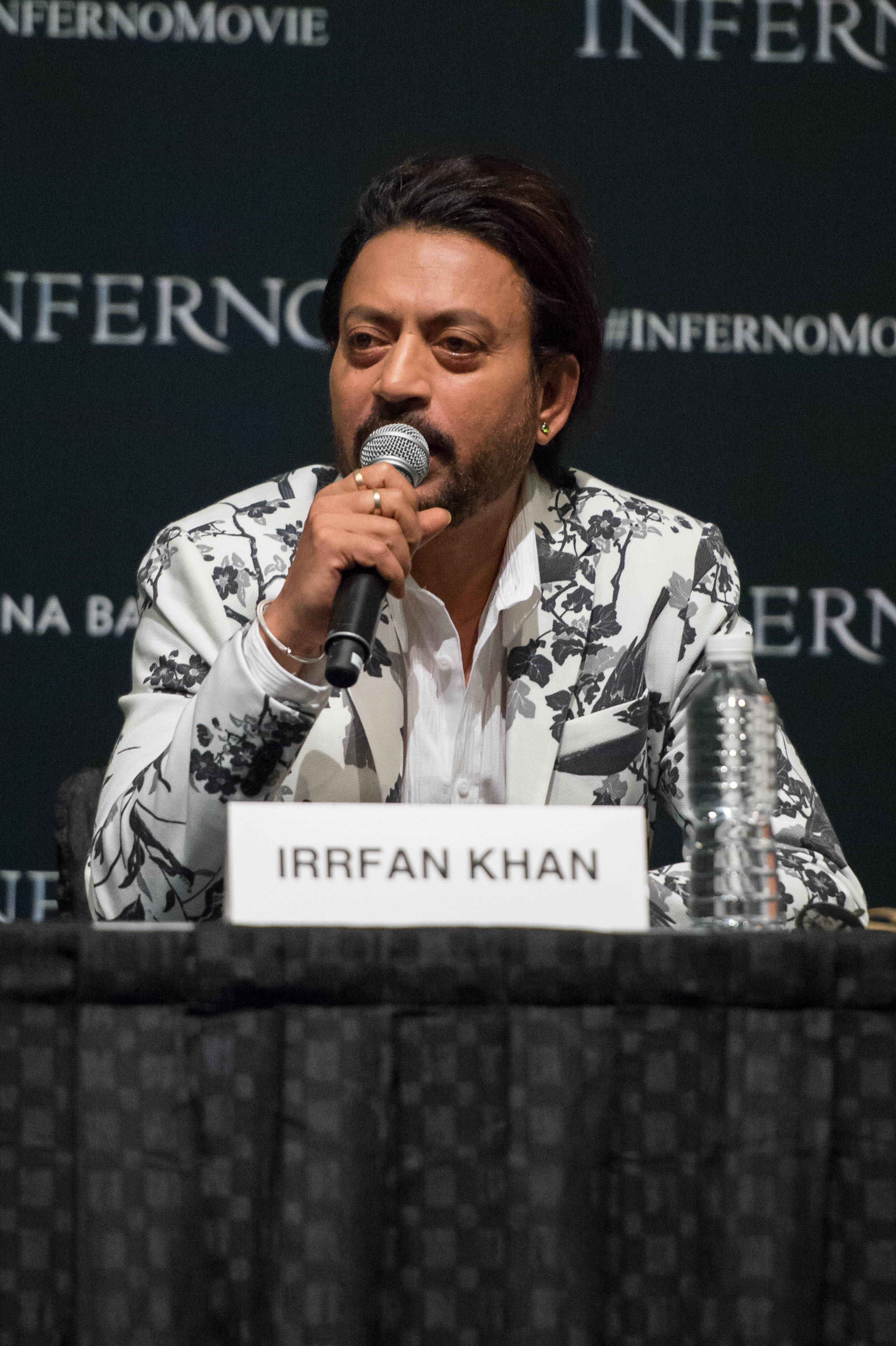 但丁密码剧照的剧照