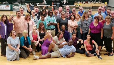 疯狂父母剧照的剧照