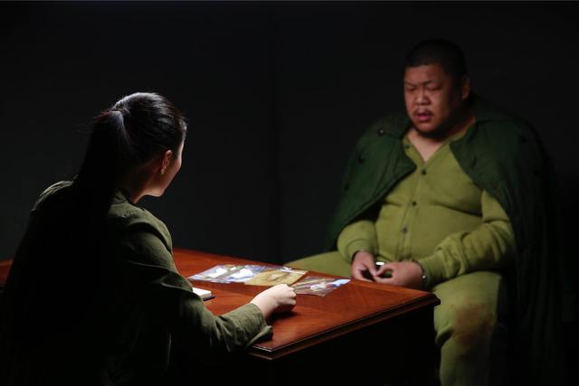 谜证剧照的剧照