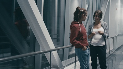 莎拉宁愿跑步剧照的剧照