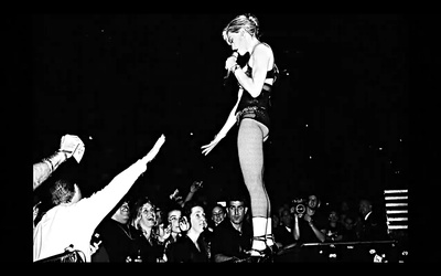 麦当娜：麦基因巡演剧照的剧照