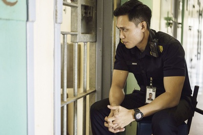 监狱学警剧照的剧照