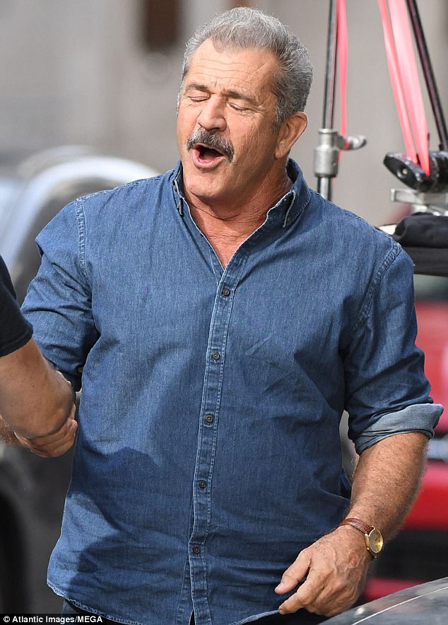 逃出水泥地剧照的剧照