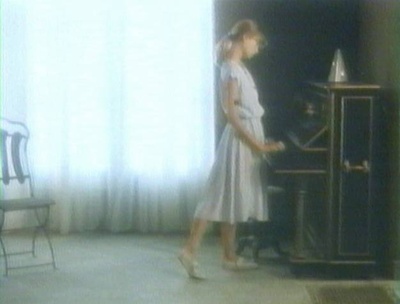 劳拉剧照的剧照