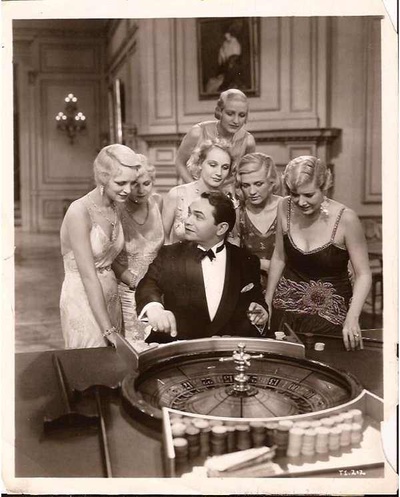 挥金如土剧照的剧照