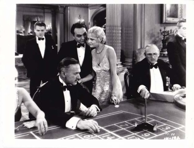 挥金如土剧照的剧照