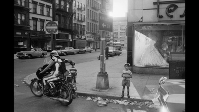 街拍纽约剧照的剧照