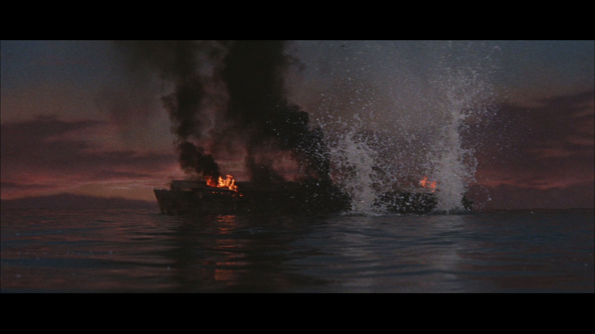 太平洋风暴剧照的剧照