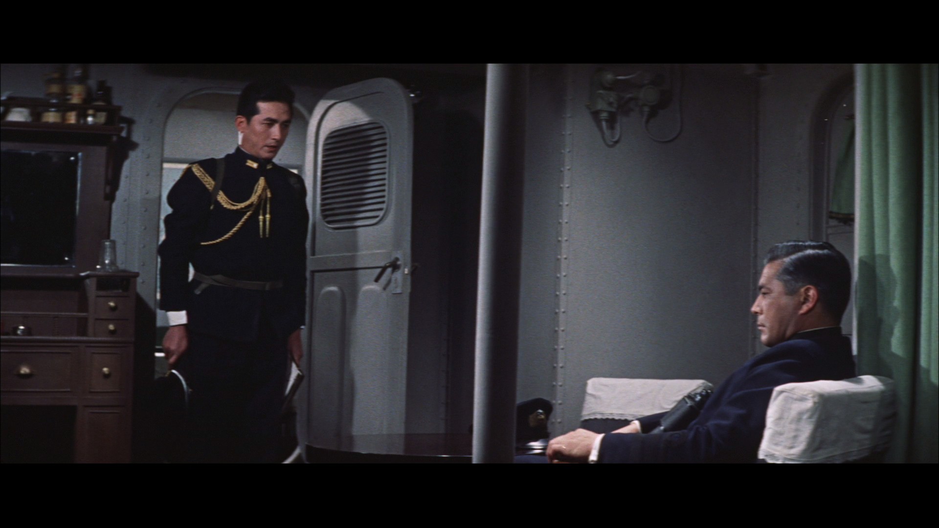 太平洋风暴剧照的剧照