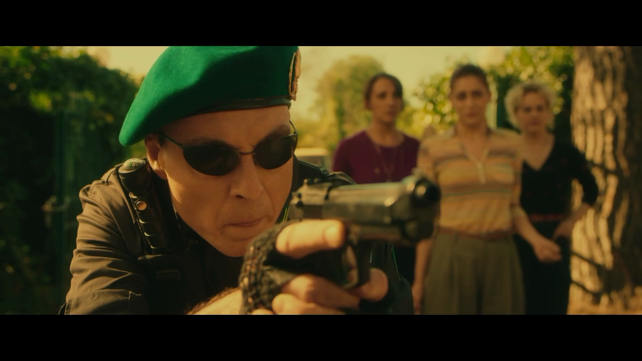 把外婆放进冰箱剧照的剧照