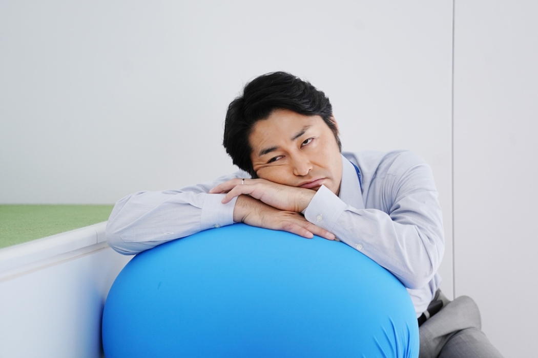 每天回家都会看到老婆在装死剧照的剧照