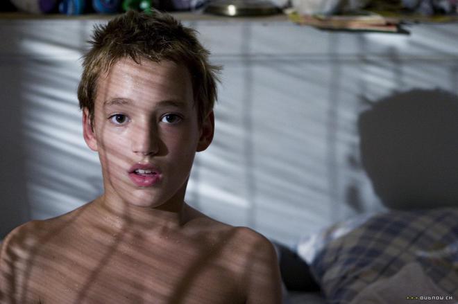 代课老师不是人剧照的剧照